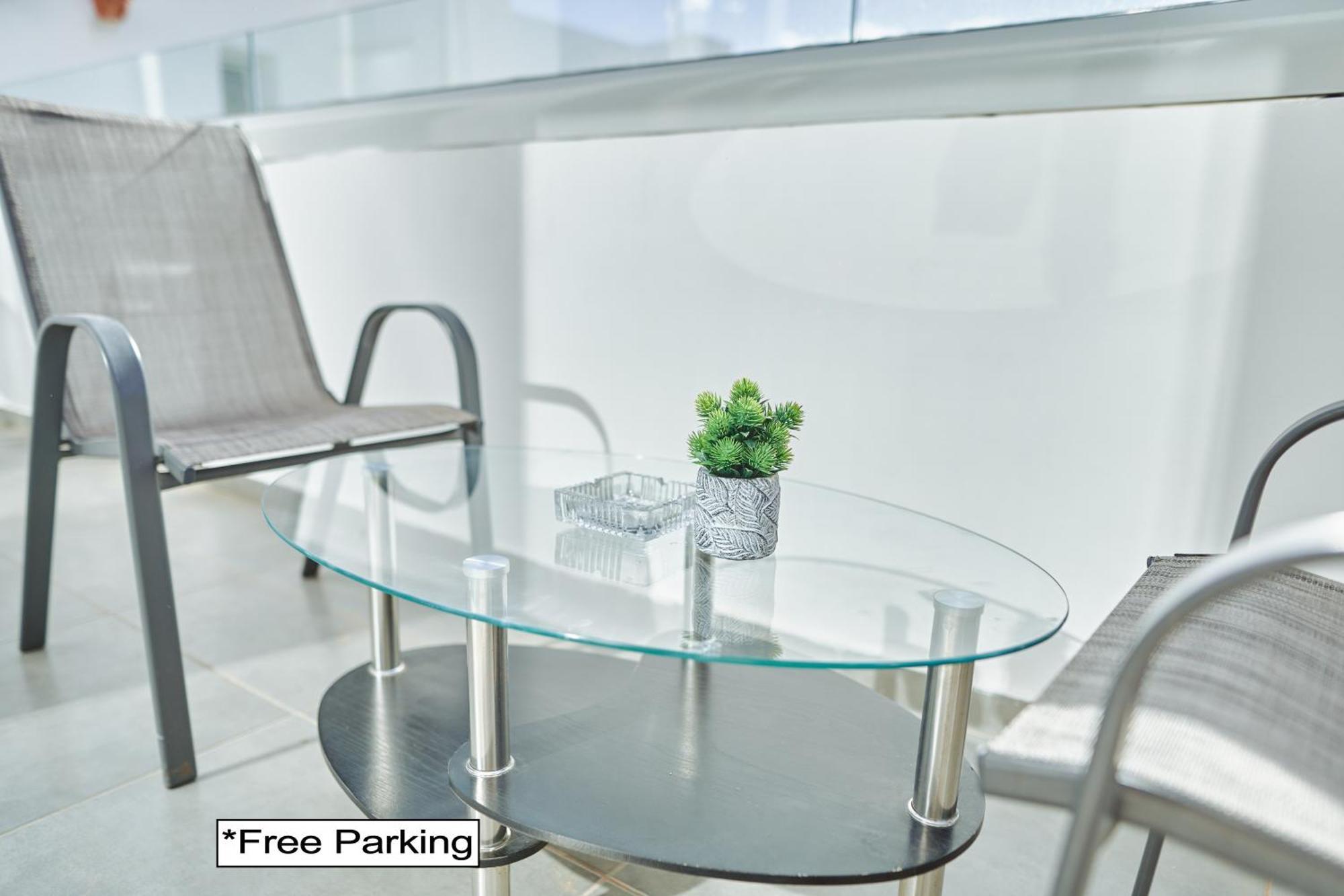 Nissi Avenue Suites 아이아 나파 외부 사진