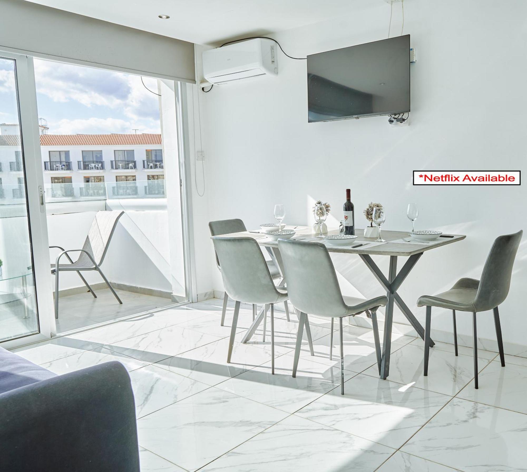 Nissi Avenue Suites 아이아 나파 외부 사진